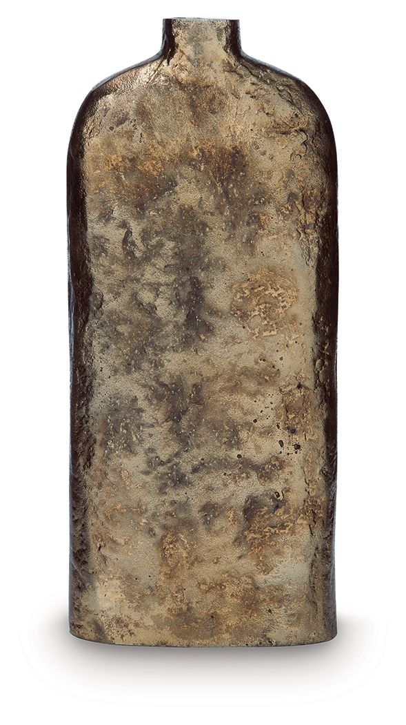 Wallmond Vase