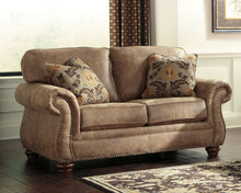 Larkinhurst - Earth - Loveseat