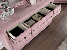 Zohar 5 Pc Queen Bedroom Set – Pink