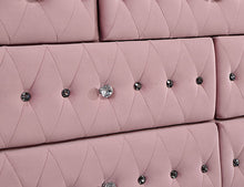 Zohar 5 Pc Queen Bedroom Set – Pink