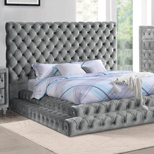 Stefania 4 Pc Queen Bedroom Set – Gray