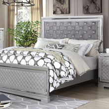Belleterre 4 Pc Queen Bedroom Set – Silver