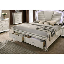 Maddie 5 Pc Queen Bedroom Set – Pearl White/White