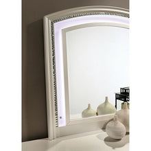 Maddie 5 Pc Queen Bedroom Set – Pearl White/White