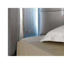 Bellanova 5 Pc Queen Bedroom Set – Silver
