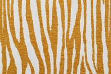 Niobe Accent Chair – Yellow