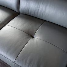 Vadso Sectional, Left Chaise – Dark Gray