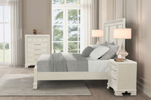 Stella Mia 5 Pc Queen Panel Bedroom Set – Creamy White