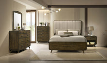 Eastlin 5 Pc Queen Bedroom Set – Walnut