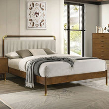 Bardot 5 Pc Queen Bedroom Set – Walnut