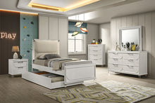 Lareina 5 Pc Twin Bedroom Set – Pearl White