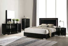 Sinistra 5 Pc Queen Bedroom Set – Piano Black