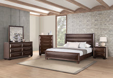 Hinwitz 4 Pc Queen Bedroom Set – Espresso