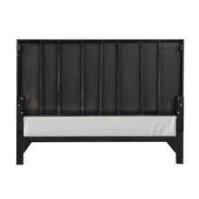 Goldsberg 5 Pc Queen Bedroom Set – Black/Gold