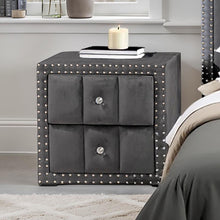 Farese Queen Bed w/ 2 Nightstands – Dark Gray