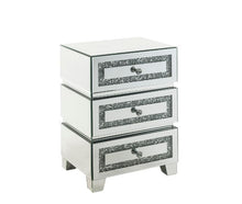 Noralie - Accent Table - Pearl Silver - Wood - 26"